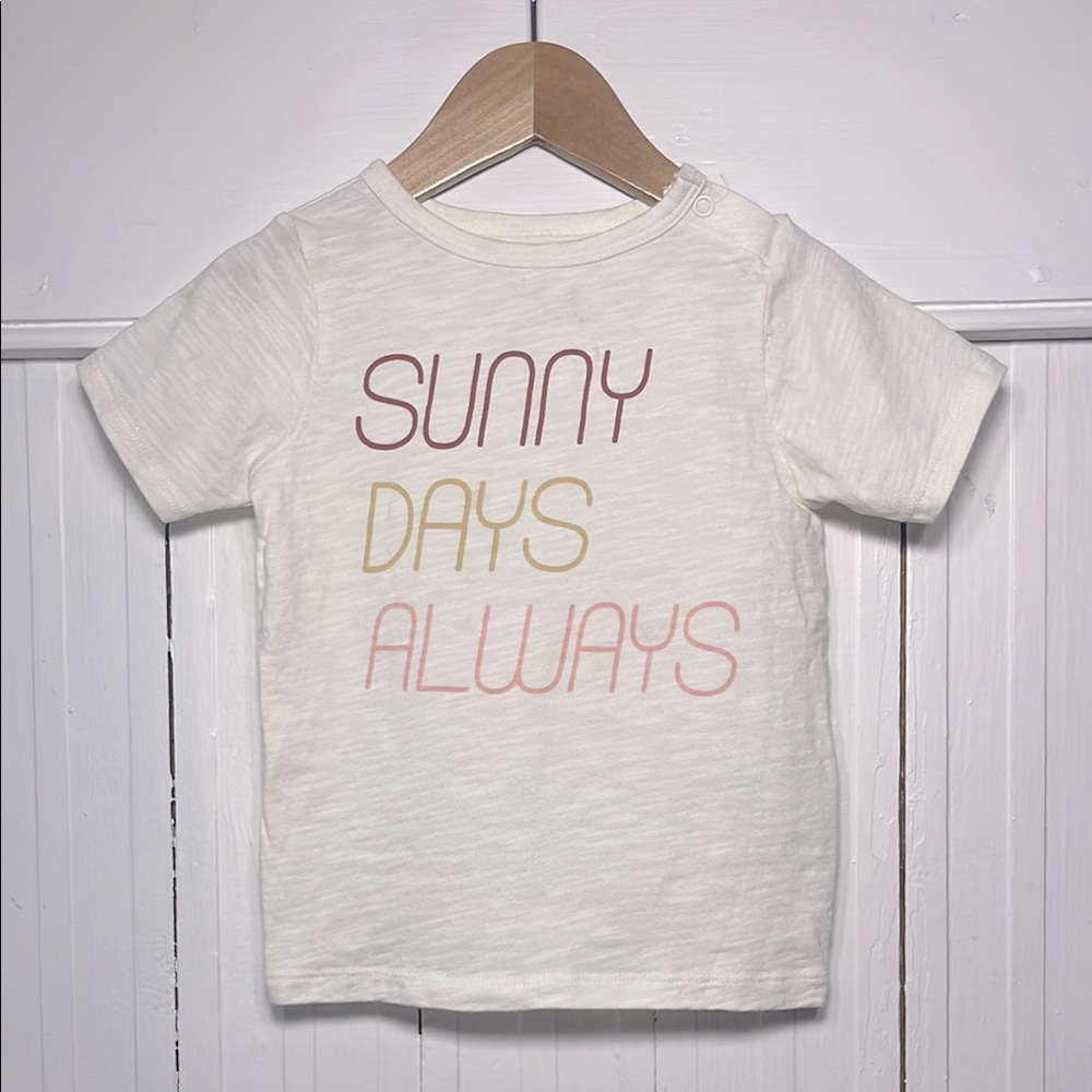 LITTLE CO VGUC 100% Organic Cotton “Sunny Days Always” Short Sleeve Shirt